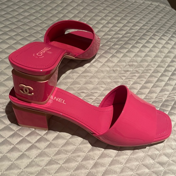 CHANEL Shoes - Chanel pink mule